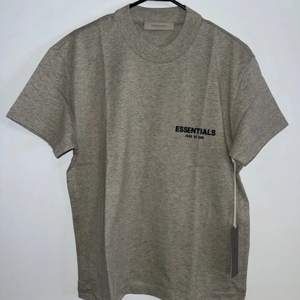 NWT FEAR OF GOD ESSENTIALS T-SHIRT SS22 "Dark Oatmeal" AUTHENTIC - Picture 3 of 8